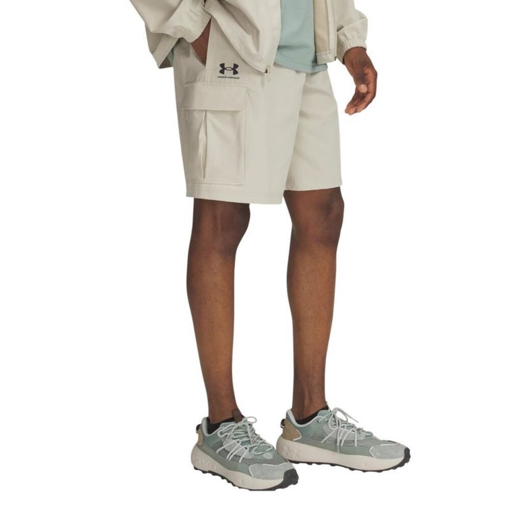 Under Armour Beige Polyester Bermuda Men's Shorts